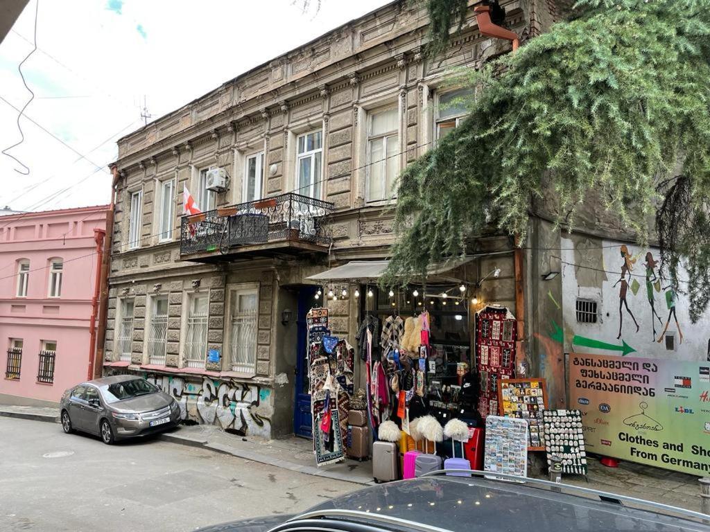 Ia'S Homestay Tbilisi Exterior photo