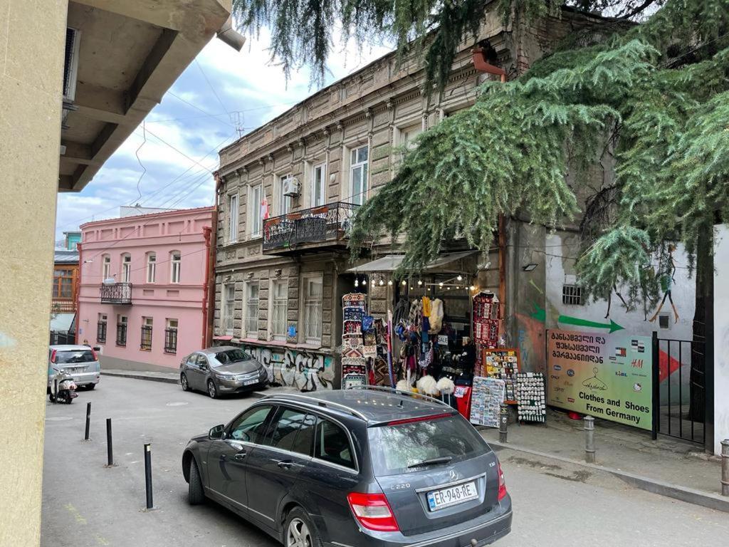 Ia'S Homestay Tbilisi Exterior photo